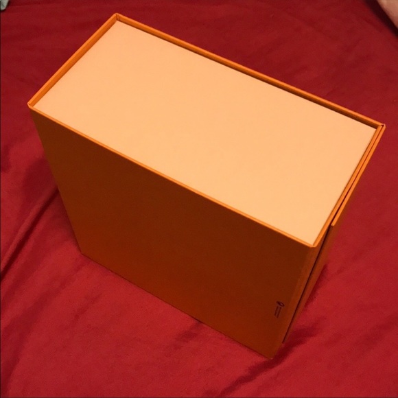 Louis Vuitton Dust Box, Gift Box - Picture 4 of 8